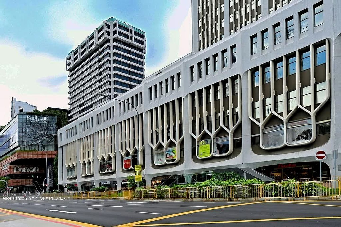 Peninsula Plaza (D6), Retail #589637761